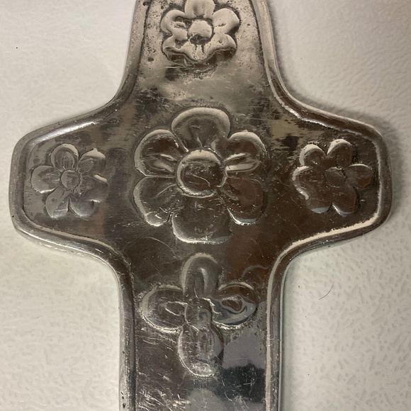 Metal Mexican Cross - Picture 5 of 5